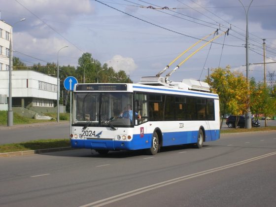 Сонник к чему снится троллейбус